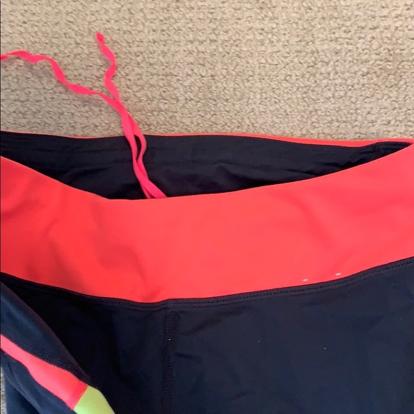 Gap yoga pants - Picture 2 of 8